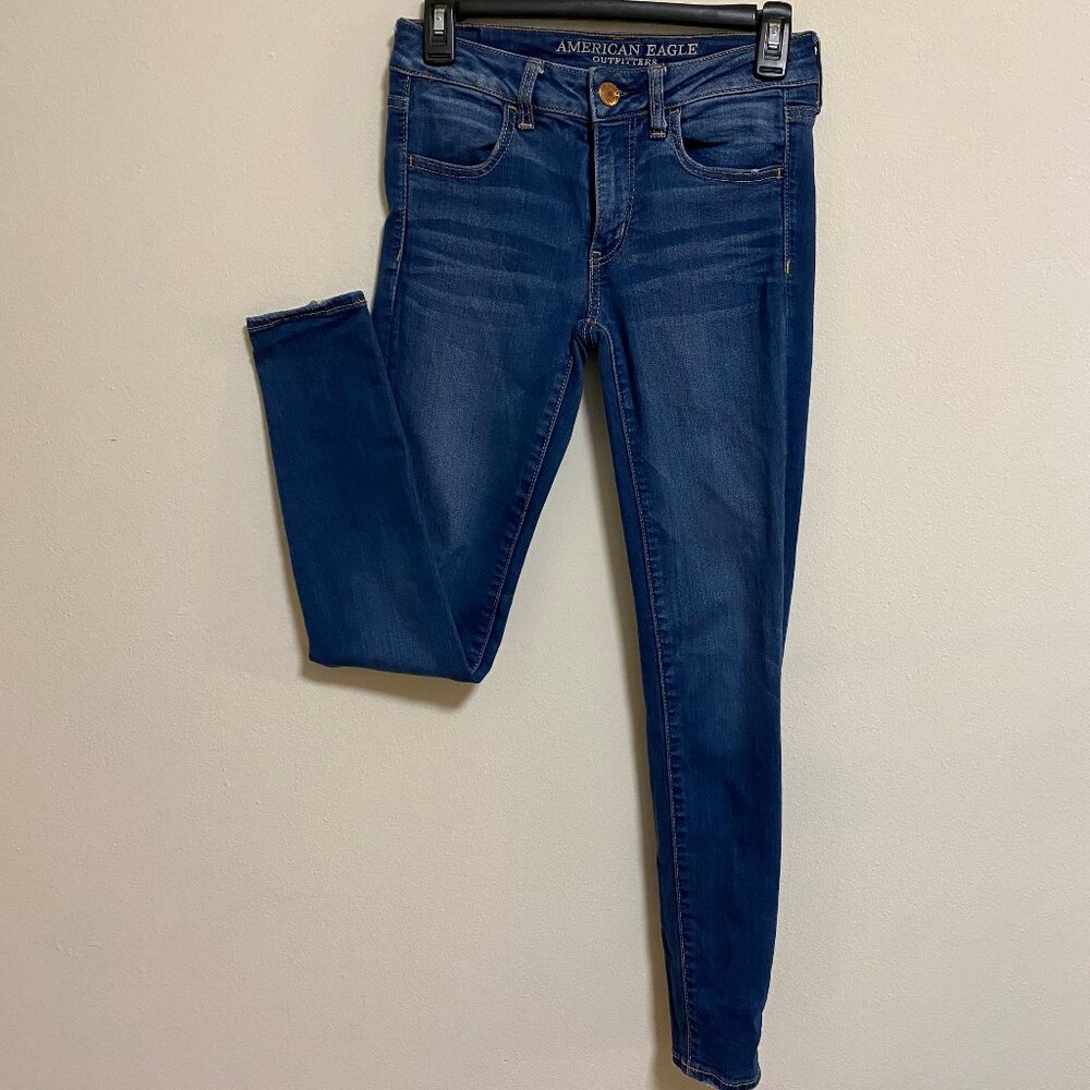 American Eagle Outfitters Mid Wash Skinny Jeans Size 4 EUC